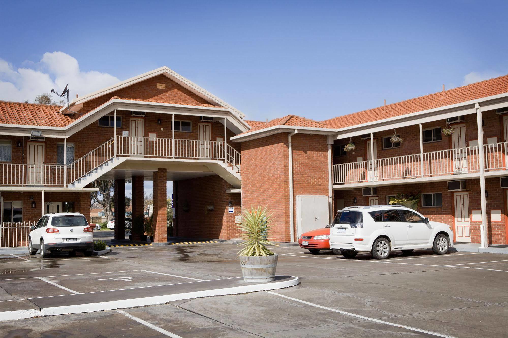 Courtyard Motor Inn Shepparton Exterior photo